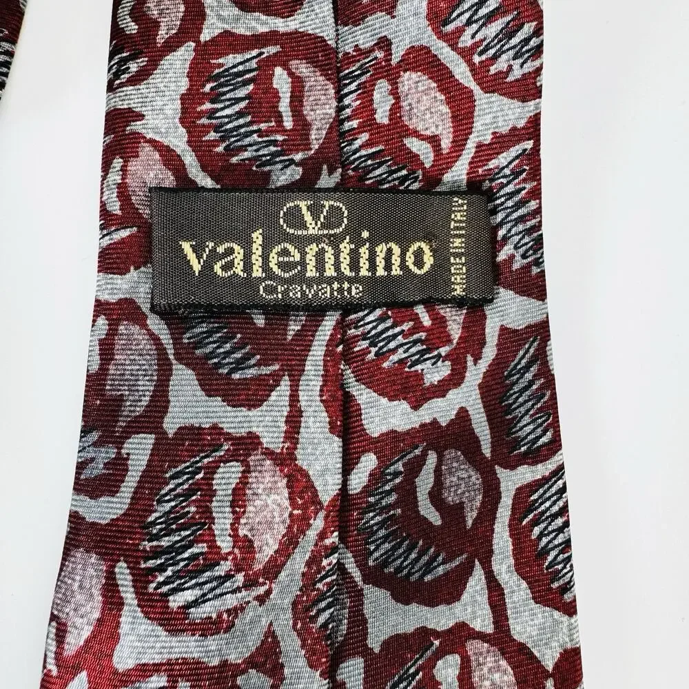 Valentino Cravatte SIlk Tie  Mens Made in Italy 3x 55 Luxury Designer